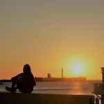 Esencia De Entre La Vina Y El Mercado Cádiz