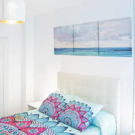 Esencia De Entre La Vina Y El Mercado